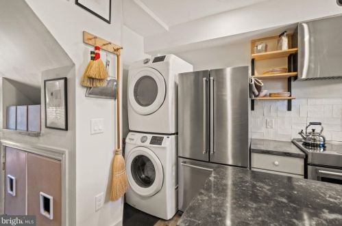 1510 Massachusetts Ave, Washington DC  20005-1802 exterior