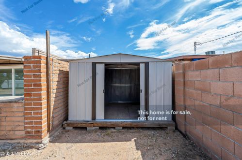 5710 Irving Ave, Tucson AZ 85711-6241 exterior