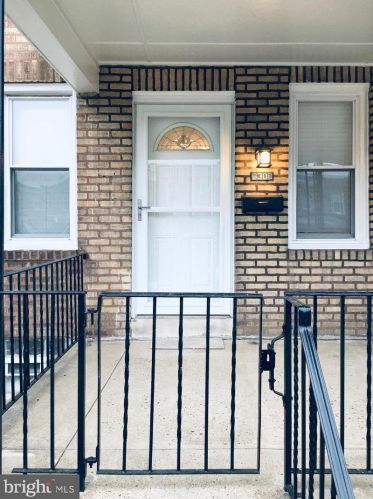 6308 Ditman St, Philadelphia PA 19135-3202 exterior