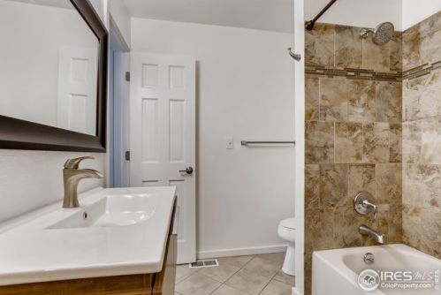 5074 Buckingham Rd, Boulder CO 80301-3745 exterior