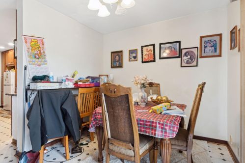 9035 70, Milwaukee WI 53218-3941 exterior