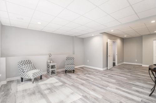 3547 Hathaway Rd, Kalamazoo MI 49009-4909 exterior