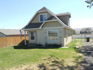 8002 Occidental Rd, Yakima, WA 98903-9641