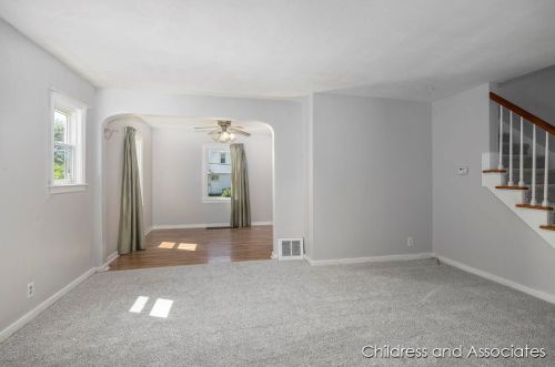 2045 Kalamazoo Ave, Grand Rapids MI 49508-5536 exterior