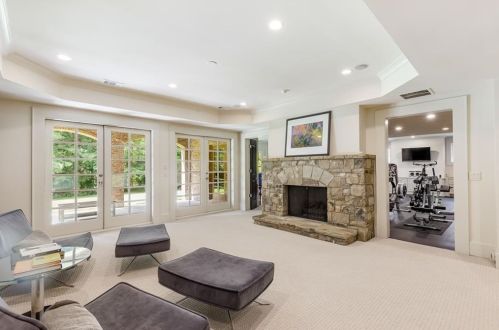 765 Brook Park Pl, Atlanta GA 30342-2839 exterior