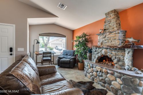 11347 Gray Boulder Ct, Tucson AZ  85737-4612 exterior