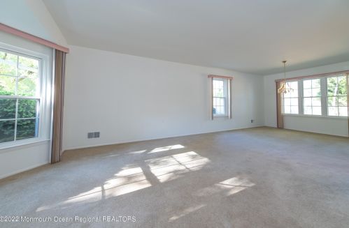 2 Cork Pl, Lacey NJ 08731-5603 exterior