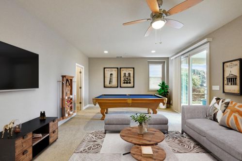 2110 Fenceline Dr, Folsom CA exterior