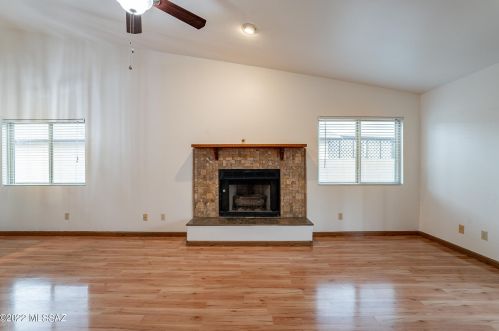 5749 Linden St, Tucson AZ 85719-3549 exterior