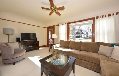 2475 68, Milwaukee WI 53219-1905 exterior