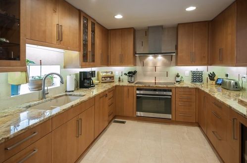 1141 Biltmore Dr, Atlanta GA 30329-3809 exterior