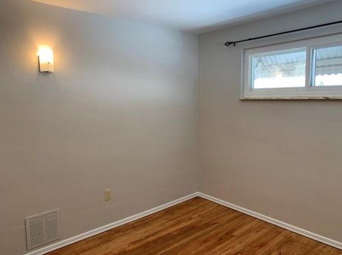 1709 Rutherford Ave, Pittsburgh PA 15216-3240 exterior