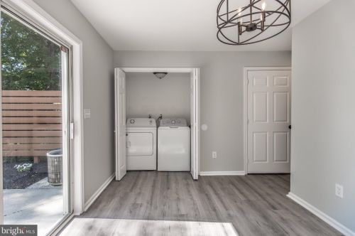 1915 Franklin St, Philadelphia PA 19122-2015 exterior