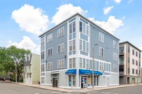 178 4th St, Boston MA 02127-1877 exterior