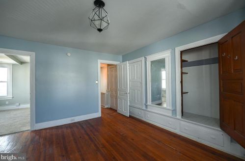 46 4 St, Pottstown PA 19464-5215 exterior