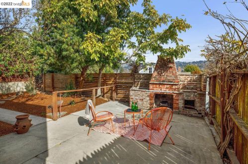 739 Cerrito, Berkeley CA 94706-1521 exterior