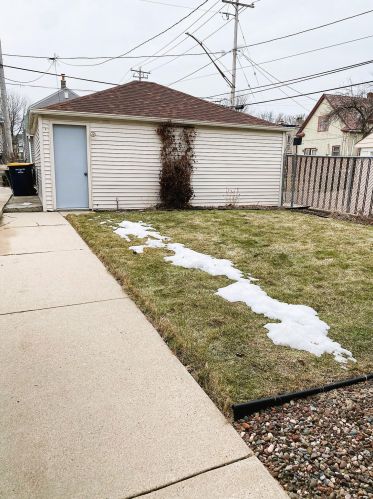 2319 62nd St, Milwaukee WI  53219-2142 exterior