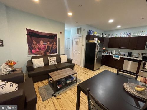 1534 Carlisle St, Philadelphia PA 19121-4315 exterior