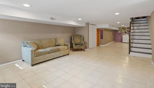 1428 18th St, Philadelphia PA  19146-4653 exterior