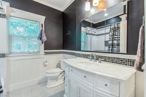 905 Cayuga St, Tampa FL 33603-4216 exterior