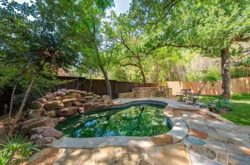 4016 Hackmore Loop, Irving TX 75061-6118 exterior