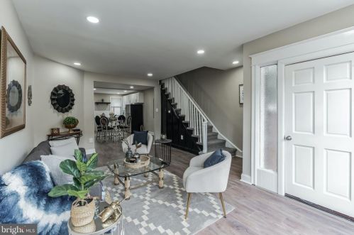 5912 Leithgow St, Philadelphia PA 19123-1420 exterior