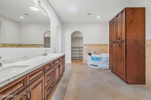 36648 27th Ave, Phoenix AZ 85086-8747 exterior