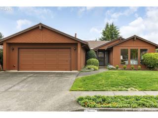 9800 Cook Ct, Portland, OR 97224-5585