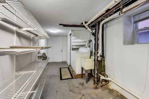 5647 Magnolia Ave, Chicago IL 60660-1908 exterior