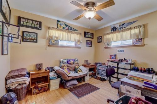 4922 Lynndale Ave, Milwaukee WI 53220-2069 exterior