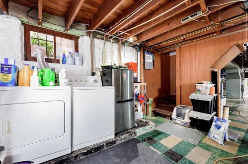 4571 Wabash Ave, Saint Louis MO 63109-1967 exterior