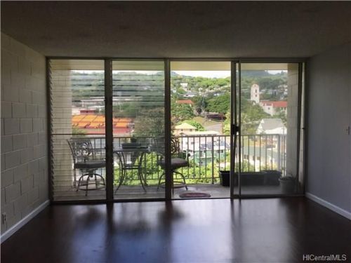 1687 Pensacola St, Honolulu HI  96822-2614 exterior