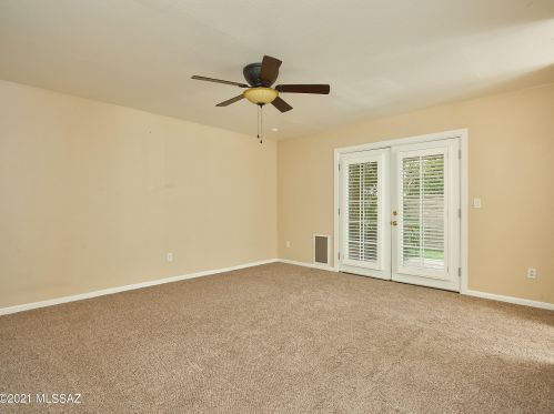 5677 Camino De La Noche, Tucson AZ  85718-4420 exterior