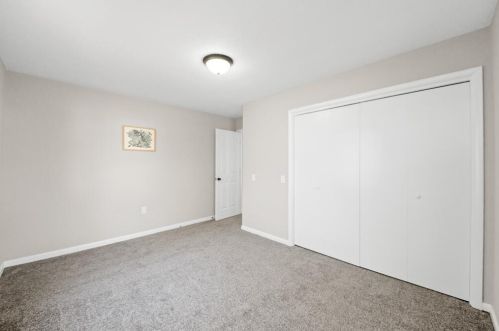 248 Eric Ave, Meskegon MI 49444-3702 exterior