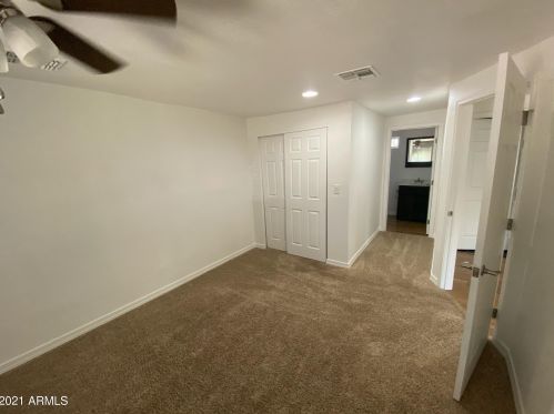 13827 11th St, Phoenix AZ  85022-4316 exterior