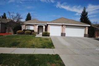 945 Skyline Dr, Yuba City CA  95991-1961 exterior