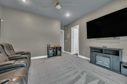 194 Bentwater Bay Dr, Montgomery TX 77356-4651 exterior