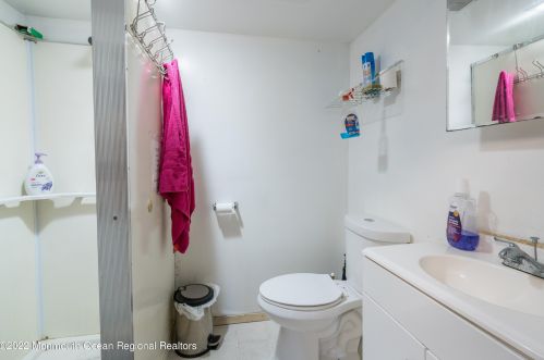 56 1st St, Perth Amboy NJ 08861-4333 exterior