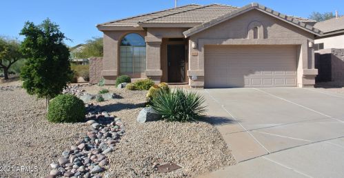 4602 Chisum Trl, Phoenix, AZ 85050-8538