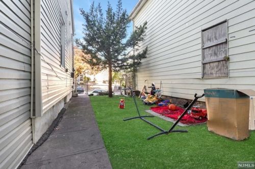 38 8th St, Paterson NJ  07506-3832 exterior