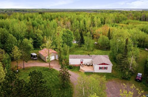 4950 Tomak Rd, Duluth MN 55811 exterior