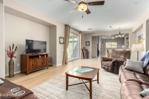 982 Waterview Pl, Chandler AZ 85249-4852 exterior