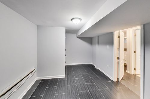 2947 Avers Ave, Chicago IL 60623-4543 exterior