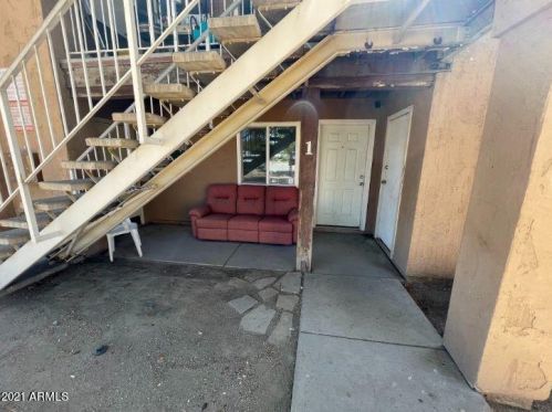 2725 Beck Ln, Phoenix AZ 85032-4255 exterior