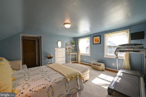 918 Church St, Limerick PA 19468-2123 exterior