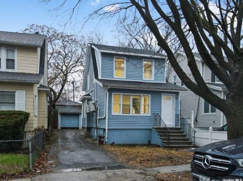 4031 Rombouts Ave, Bronx NY  10466-2513 exterior