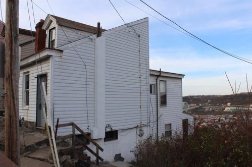 57 Holt St, Pittsburgh, PA 15203-2450