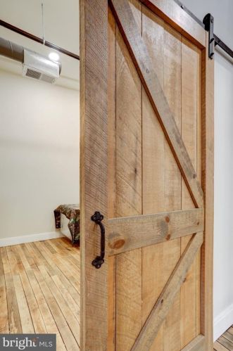 220 Prince St, Lancaster PA 17603-5878 exterior