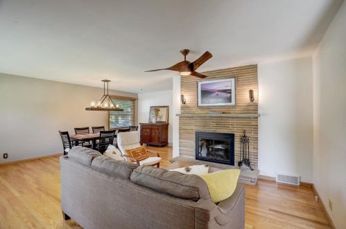 4510 Odana Rd, Madison WI  53711-1445 exterior