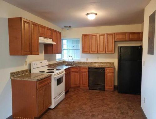 124 Prima Vista Blvd, Fort Pierce, FL 34983-8464